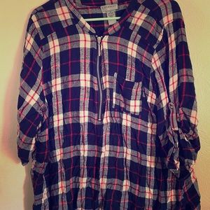 Soft Plaid 3/4 Sleeve Top with Zipper and Pocket
